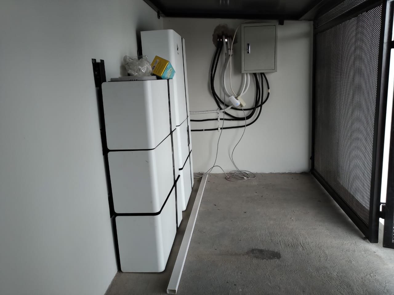 Pemasangan Panel Surya (Soalr Panel) Di Kembangan, Jakarta Barat